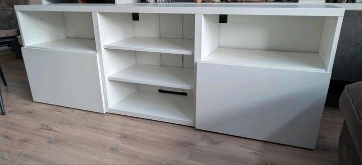 Besta IKEA Kasten Deuren Planken Beige , zwartbruin en Wit, Huis en Inrichting, Kasten | Wandmeubels, Zo goed als nieuw, Minder dan 100 cm