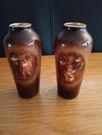 Twee Royal Austria Miniatuur Vaasjes Gesigneerd, Ophalen of Verzenden