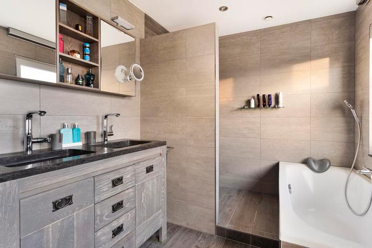 Badkamermeubel incl. spiegelkast met verlichting extra kast, Huis en Inrichting, Badkamer | Badtextiel en Accessoires, Zo goed als nieuw