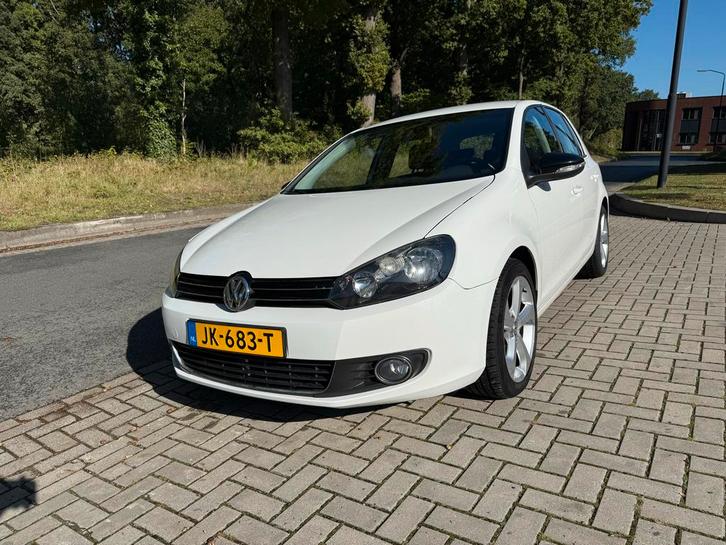 Volkswagen Golf 1.2 TSI 77KW 2012 Wit, Auto's, Volkswagen, Golf, ABS, Airbags, Airconditioning, Elektrische buitenspiegels, Elektrische ramen