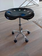 Zeer degelijke z g a n  zadelkruk, Huis en Inrichting, Krukjes, Verzenden, Zo goed als nieuw, Hout