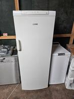 Vriezer nofrost met garantie  290,-, Zo goed als nieuw, Energieklasse A of zuiniger, Vrijstaand, Ophalen