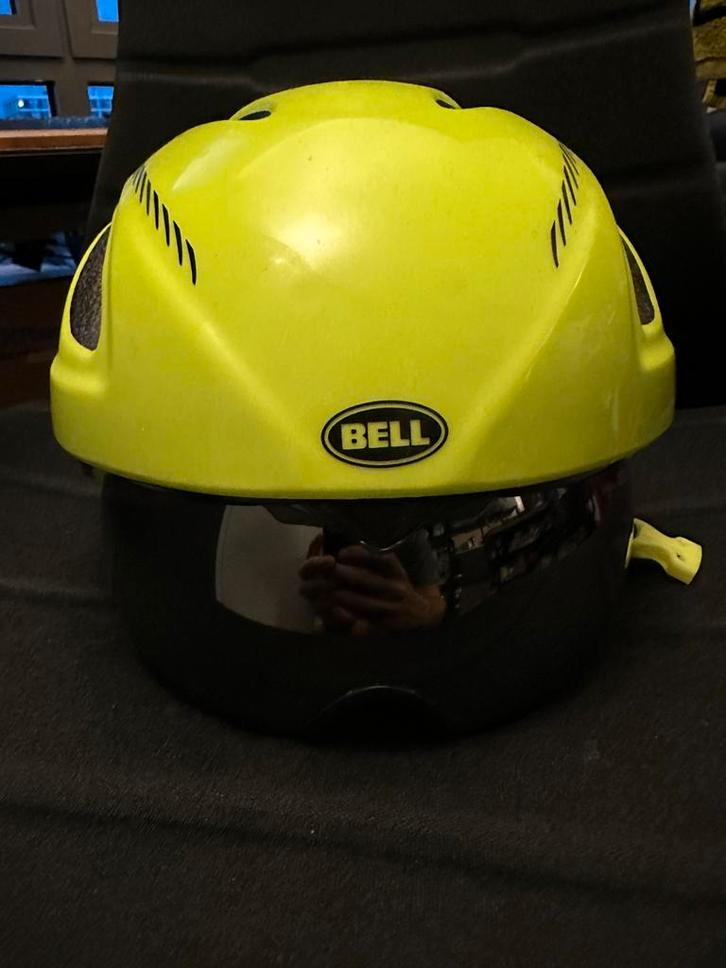 Bell Aero Helmet with Visor - Size M, Fietsen en Brommers, Fietsaccessoires | Fietshelmen, Zo goed als nieuw, Ophalen of Verzenden