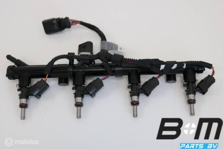 Brandstofrail met verstuivers  Audi S3 8V CJX 06L971627A, Auto-onderdelen, Motor en Toebehoren, Gebruikt