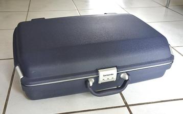 Vintage SAMSONITE Koffer - Cijferslot. beschikbaar voor biedingen