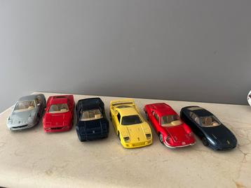 6 Ferrari mini auto’s. beschikbaar voor biedingen