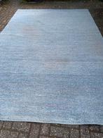 Groot vloerkleed van wol 3.60x2.40 grijs-blauw, bijna gratis, Huis en Inrichting, Stoffering | Tapijten en Kleden, Ophalen, Gebruikt
