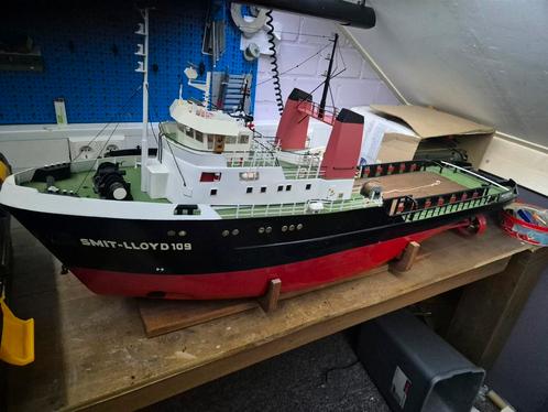 Smit lloyd 109 met kunstof romp, Hobby en Vrije tijd, Modelbouw | Boten en Schepen, Zo goed als nieuw, Overige merken, Ophalen