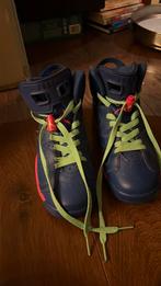 Jordens meisjes, Ophalen of Verzenden, Zo goed als nieuw, Schoenen