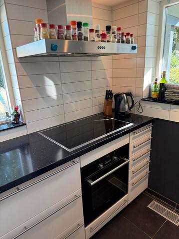 AEG inductie kookplaat 5 pitten beschikbaar voor biedingen