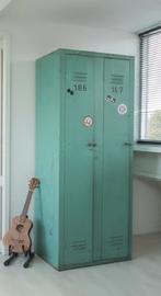 Oude legerkast - Stoere opberger, Huis en Inrichting, Kasten | Lockerkasten, Ophalen, Gebruikt