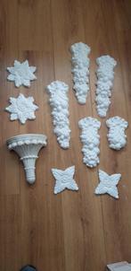 te koop enige witte gipsornamenten voor plafond  of muur, Ophalen of Verzenden, Nieuw