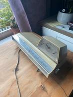 Philips Space Age Wekkerradio 22 RS 274, Audio, Tv en Foto, Radio's, Ophalen of Verzenden, Niet werkend, Radio
