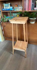 Mooie houten hoge plantentafel, Huis en Inrichting, Tafels | Bijzettafels, Ophalen, Rechthoekig, 75 cm of meer, 60 cm of meer