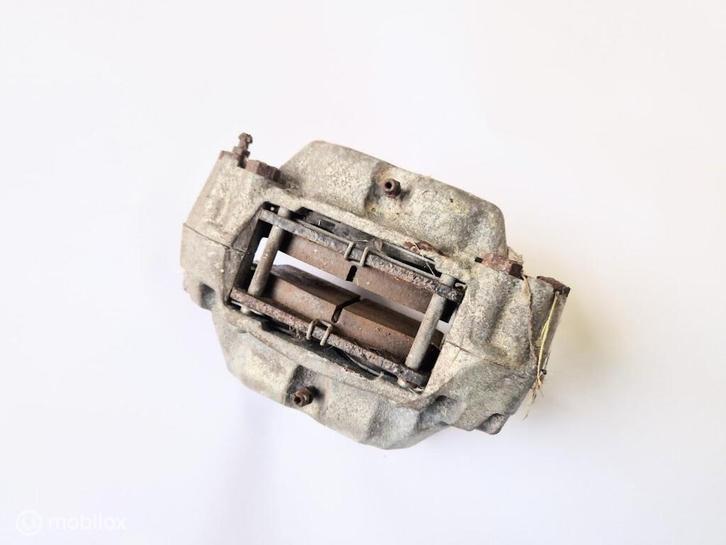 Remklauw linksvoor Volvo Amazon 142 144 145 164 P1800, Auto-onderdelen, Remmen en Aandrijving, Volvo, Gebruikt, Ophalen of Verzenden