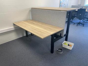Elektrisch zit-sta bureau – 180x90 cm – Oak Medium blad, zwa beschikbaar voor biedingen