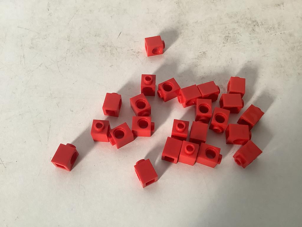 Lego technic steen 1x1 met gat rood, Kinderen en Baby's, Speelgoed | Duplo en Lego, Ophalen of Verzenden, Gebruikt, Losse stenen