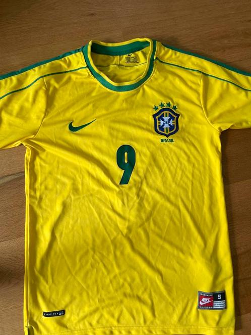 Voetbalshirt retro brazilië maat S, Sport en Fitness, Voetbal, Zo goed als nieuw, Shirt, Ophalen of Verzenden