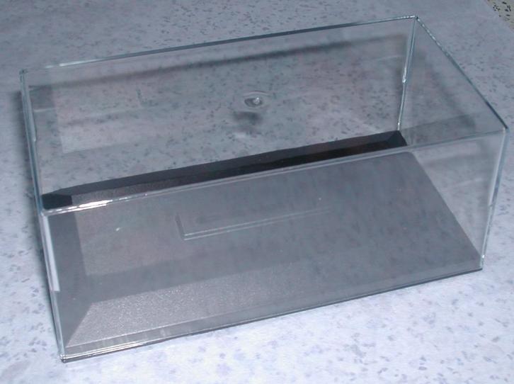 Vitrine. Daf. Jaguar. Saab. Volvo 1:43 v. Atlas. Collections, Hobby en Vrije tijd, Modelauto's | 1:43, Nieuw, Auto, Overige merken