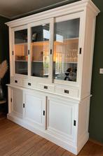 Witte buffetkast met glazen schuifdeuren, Ophalen