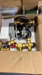 Nieuwe Verdelerpomp Verwarming - In Doos!, Doe-het-zelf en Verbouw, Sanitair, Ophalen, Nieuw, Koper, Overige typen