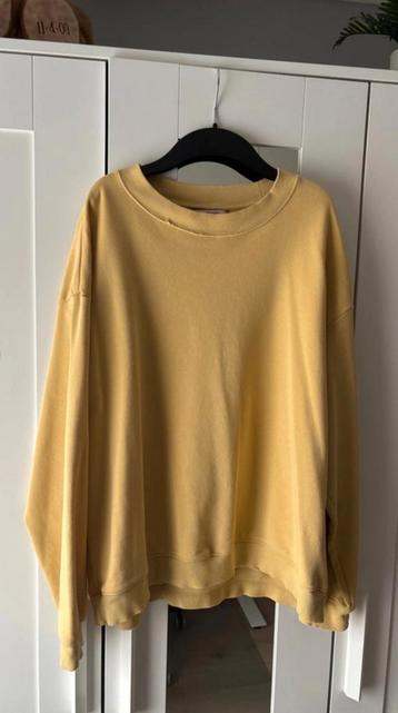 Sweater dames geel, maat M / Sweater dames groen, maat M beschikbaar voor biedingen