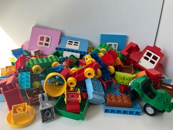 Lego Duplo   -  Mooie Partij  Duplo  beschikbaar voor biedingen