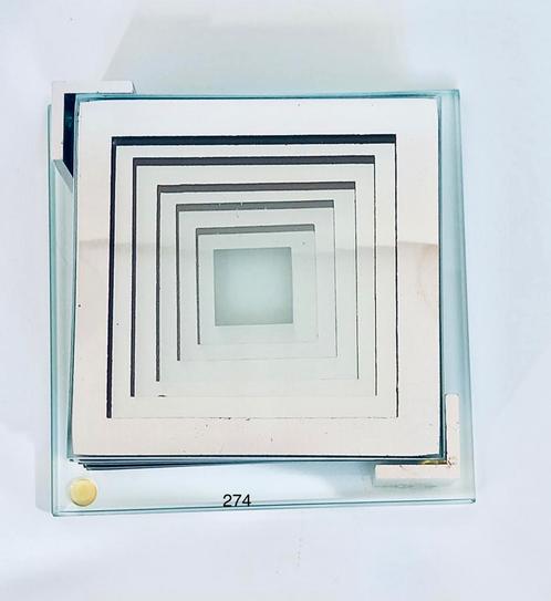 Stylish set of 6 Square Glass Mirror Coasters Set, Huis en Inrichting, Keuken | Servies, Zo goed als nieuw, Bord(en), Overige stijlen