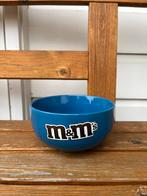 M&M schaal kom / schaaltje kommetje blauw, Ophalen of Verzenden, Aardewerk, Overige stijlen, Schaal of Schalen