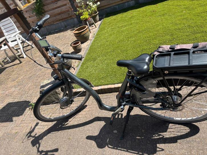 Stella E-bike in prima staat, Fietsen en Brommers, Elektrische fietsen, Zo goed als nieuw, Overige merken, 50 km per accu of meer