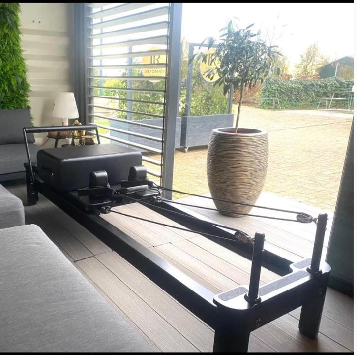 Pilates reformer verrijdbaar, Sport en Fitness, Yoga en Pilates, Zo goed als nieuw, Overig, Ophalen