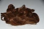 Bruine haren / pruik voor op een (antieke) pop, Verzamelen, Poppen, Gebruikt, Ophalen