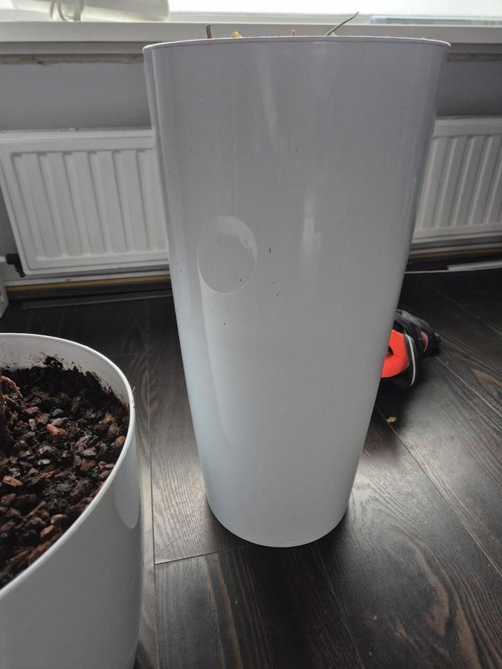 Witte Bloempot Musa - 25x52 cm, Tuin en Terras, Bloempotten, Zo goed als nieuw, Kunststof, Binnen, Balkon, Tuin, 40 tot 70 cm