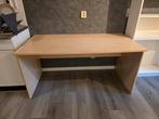 GRATIS Ikea bureau, Huis en Inrichting, Bureaus, Ophalen, Gebruikt