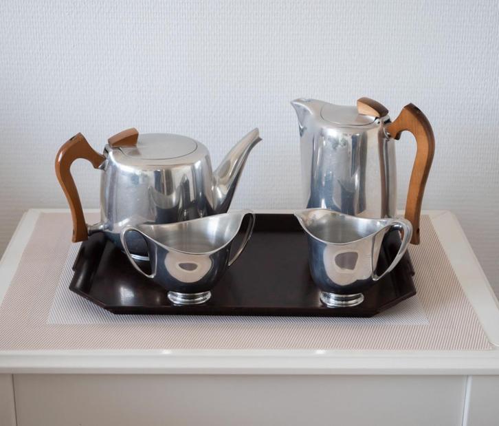 Art Deco servies met dienblad - Picquot Ware England, Antiek en Kunst, Antiek | Servies compleet, Verzenden