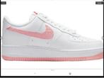 Nike Air Force 1 ‘07 wit/roze maat 42,5, Kleding | Dames, Schoenen, Nike, Ophalen of Verzenden, Zo goed als nieuw
