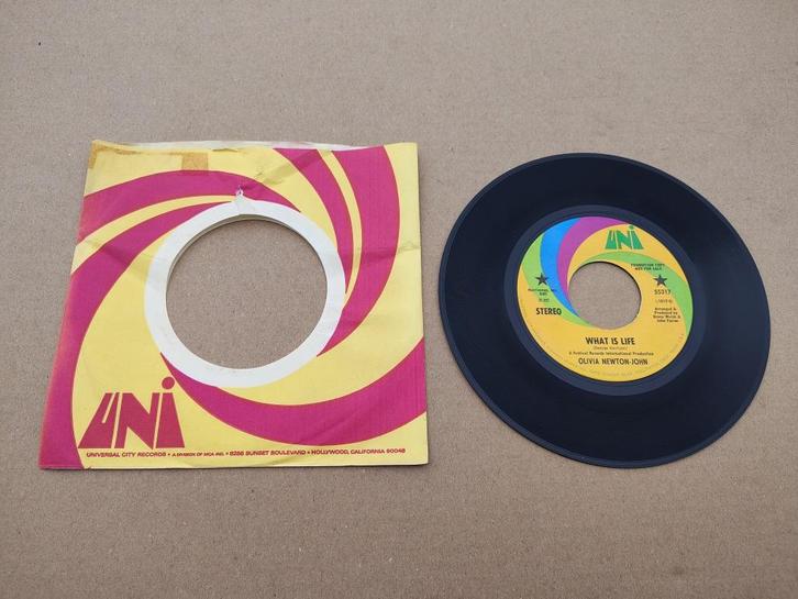 7" Single: Olivia Newton-John - What is Life (1972) USA, Cd's en Dvd's, Vinyl Singles, Gebruikt, Pop, 7 inch, Verzenden