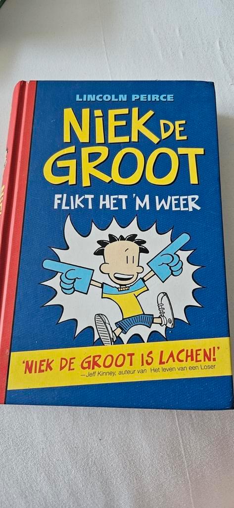Lincoln Peirce - Niek de Groot flikt het 'm weer, Boeken, Kinderboeken | Jeugd | 10 tot 12 jaar, Zo goed als nieuw, Ophalen of Verzenden