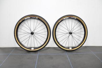 DT Swiss G 1800 SPLINE 650B / 27.5" Gravel wielset - HG body beschikbaar voor biedingen
