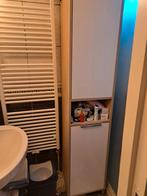 Mooie hoge badkamerkast in goede staat, Huis en Inrichting, Badkamer | Badkamermeubels, Ophalen, (Half)hoge kast, Minder dan 50 cm