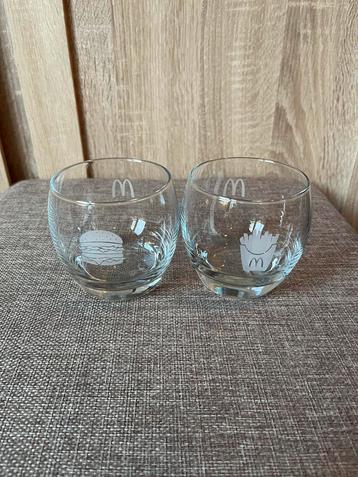 2 McDonald's Waterglazen - Personeel Uitgave beschikbaar voor biedingen