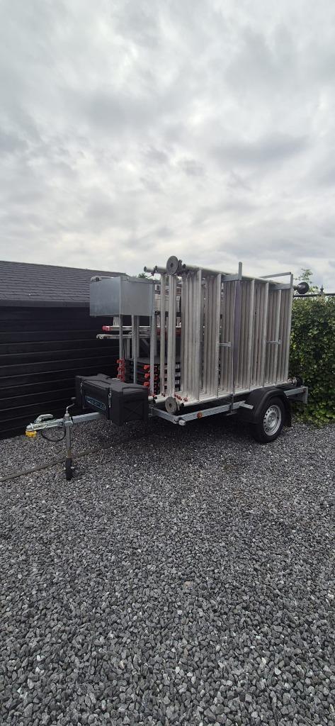 Altrex aluminium rolsteiger RS TOWER 52-S incl. aanhanger, Doe-het-zelf en Verbouw, Steigers, Zo goed als nieuw, Rolsteiger of Kamersteiger