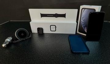 Apple iPhone XR + Apple Watch 4 + Triple lader + Automagneet beschikbaar voor biedingen