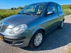 Lancia Ypsilon 1.2 2004 Grijs met nieuwe apk!!, Voorwielaandrijving, 400 kg, Origineel Nederlands, Bedrijf