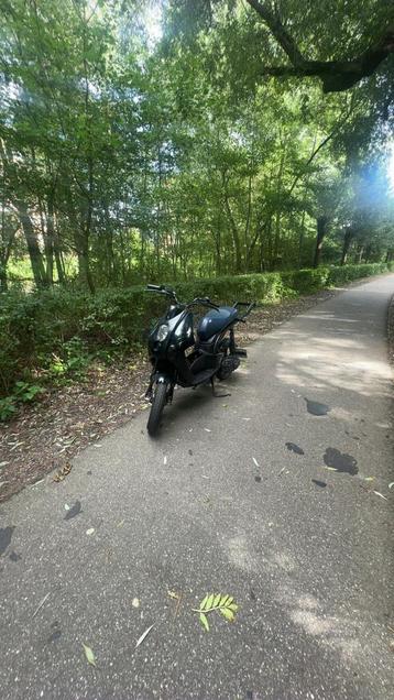 peugot ludix met wheely rekje 70cc beschikbaar voor biedingen