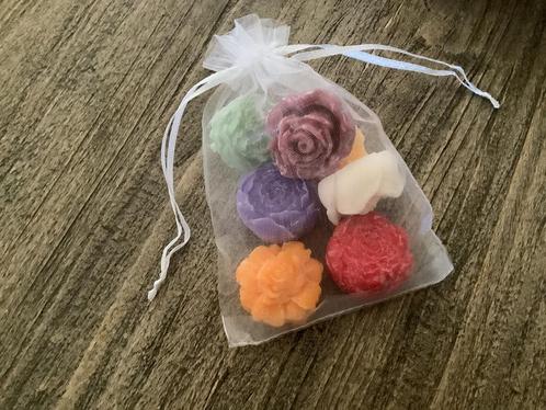 NIEUW organza zakje met 7 heerlijk bloemetjes amberblokjes, Huis en Inrichting, Woonaccessoires | Kandelaars en Kaarsen, Nieuw