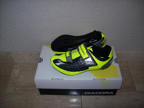 Nieuwe Diadora phantum junior race schoenen 33, 36,, Fietsen en Brommers, Fietsaccessoires | Fietskleding, Nieuw, Heren, Schoenen