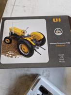 Massey Ferguson 135 Industrial - Schaalmodel 1:16, Ophalen of Verzenden