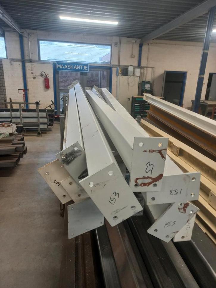 Stalen kokers / ijzeren kokers / staanders, Doe-het-zelf en Verbouw, Metalen, Zo goed als nieuw, IJzer, Ophalen