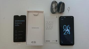 Samsung Galaxy A20e Custom Rom ArrowOS beschikbaar voor biedingen